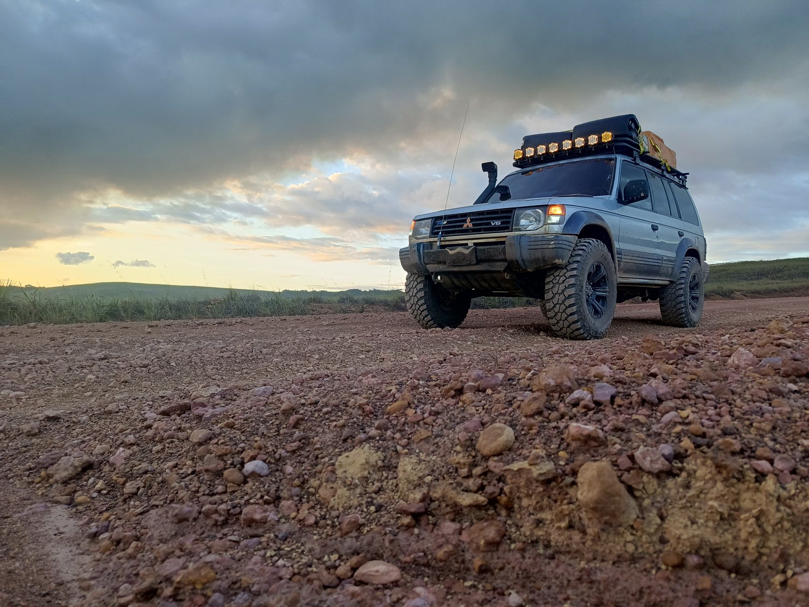 Mitsubishi Montero Sport