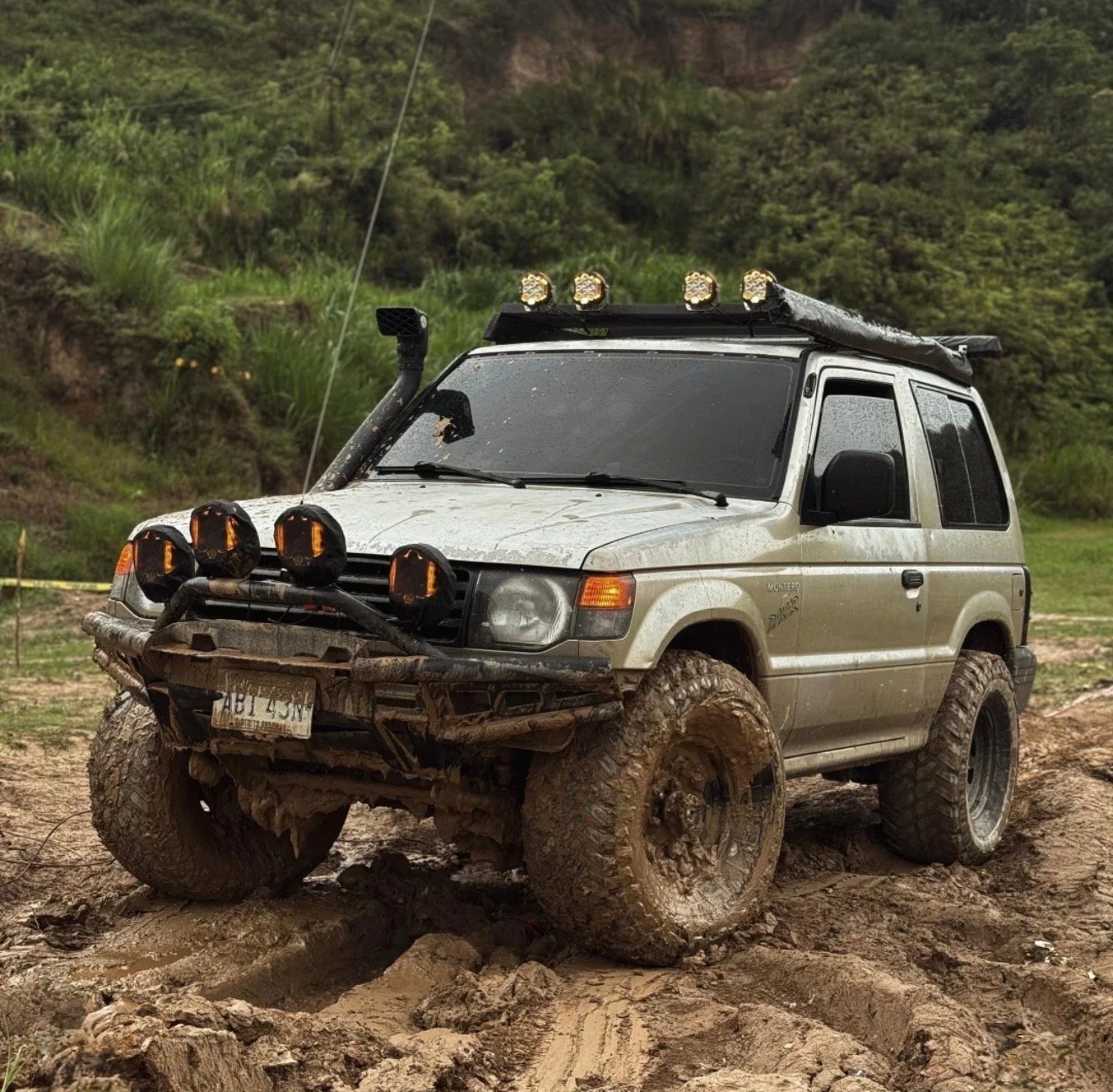 Mitsubishi Montero Dakar